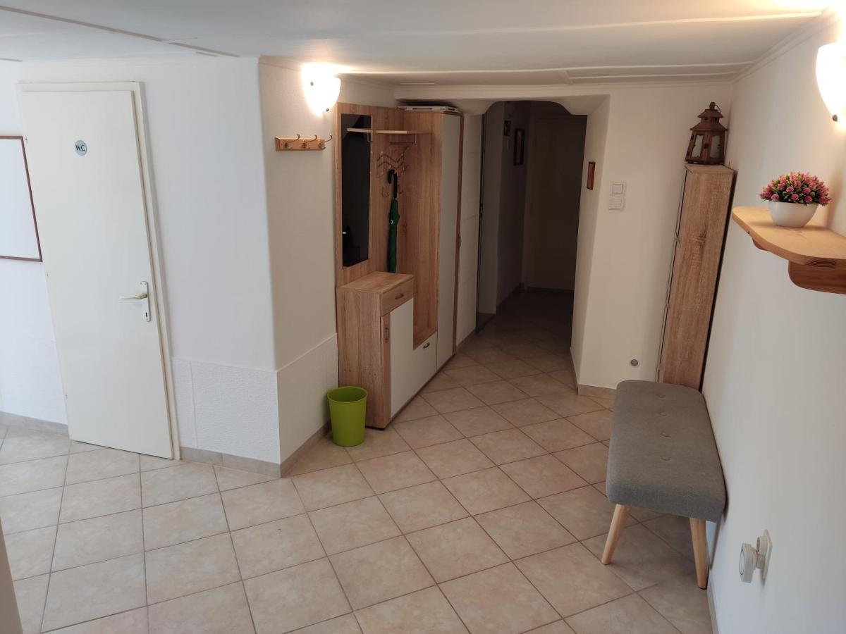Mala Venecija House Holiday home Vranjic