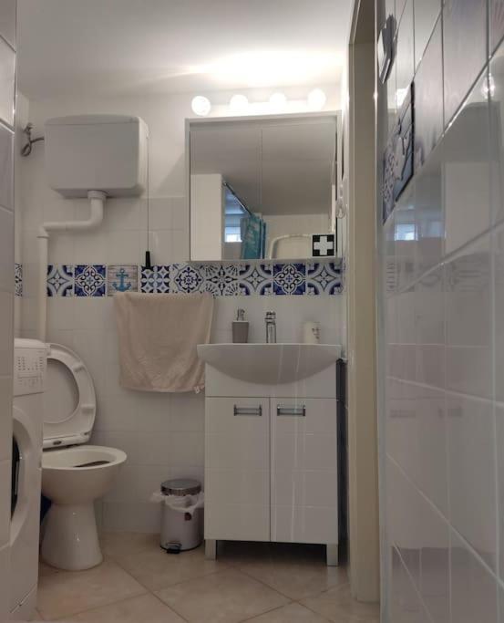 Mala Venecija House * Vranjic